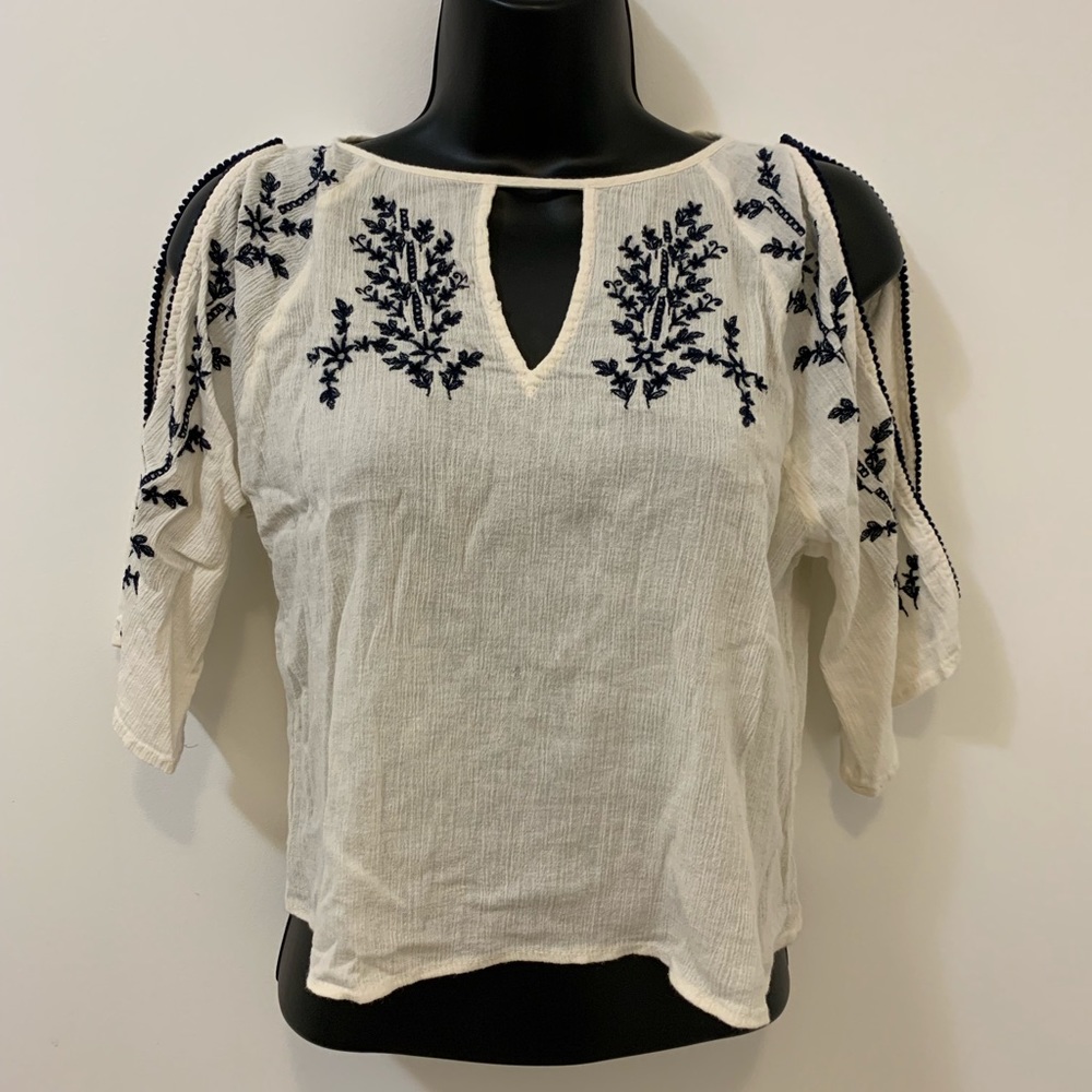 White floral design blouse